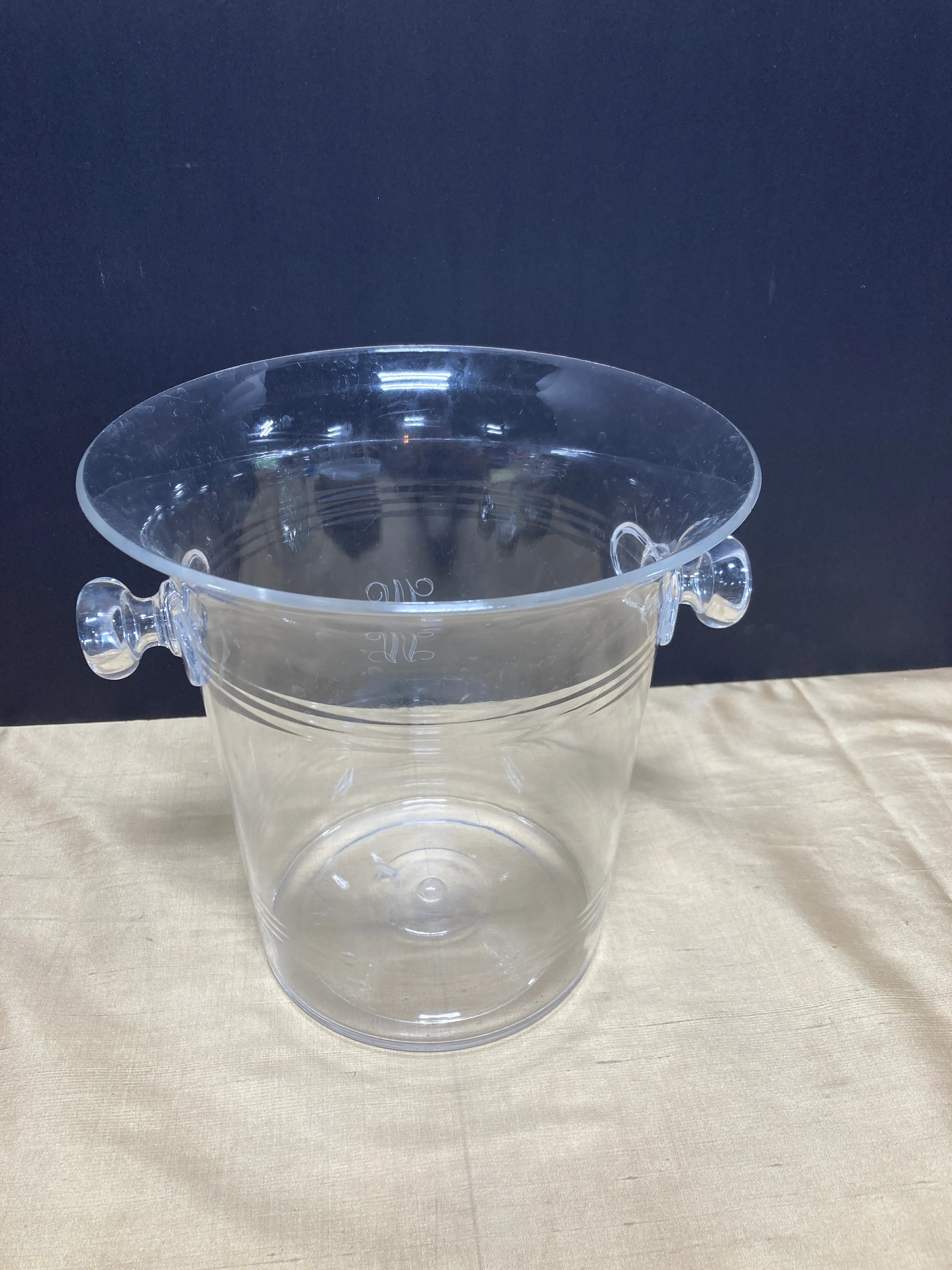 Acrylic Engraved "W" Wine Ice Bucket