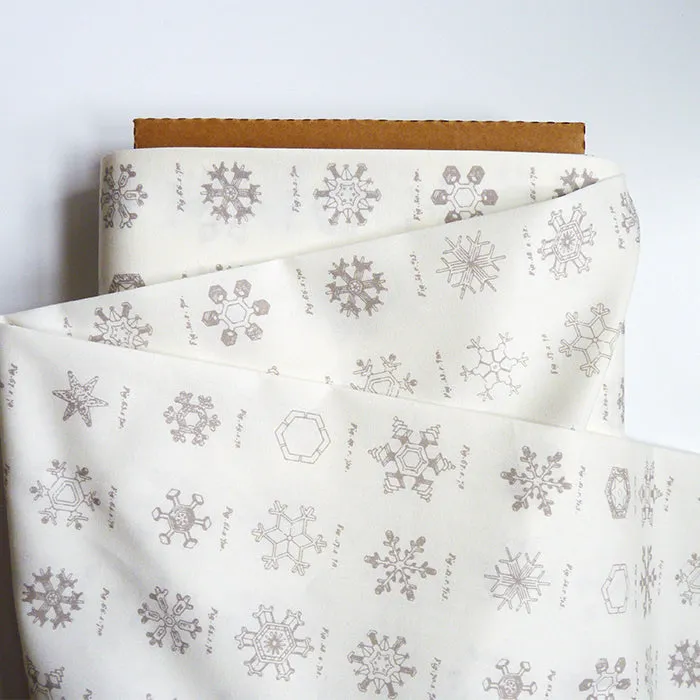 Art Gallery Fabrics : Little Town - Snow Crystals Ash