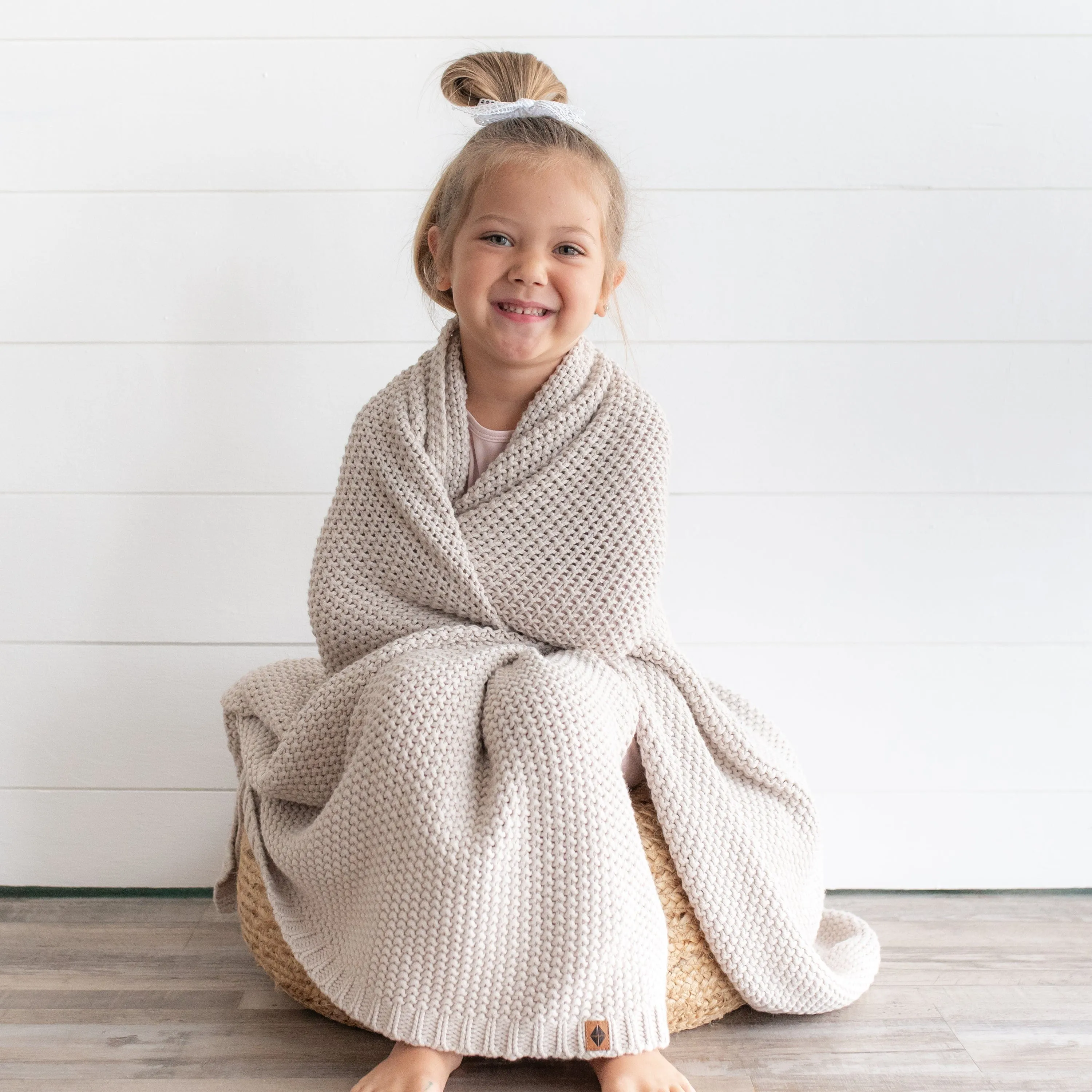 Chunky Knit Toddler Blanket in Oat