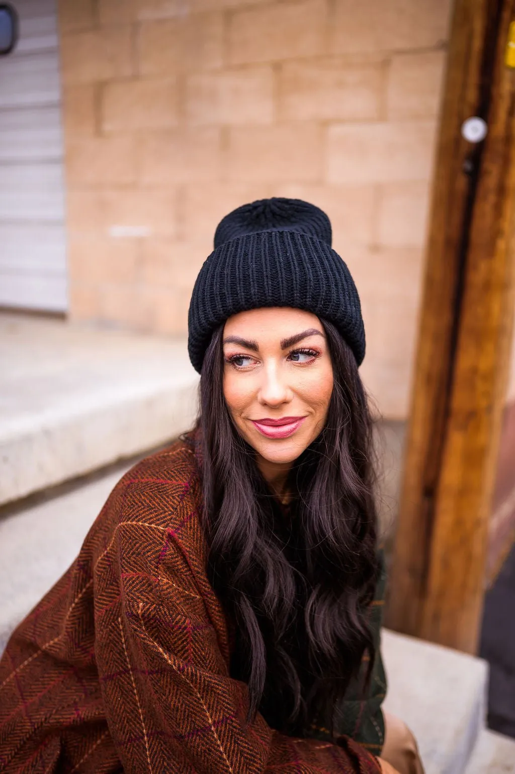 Grunge Chic Beanie in Black