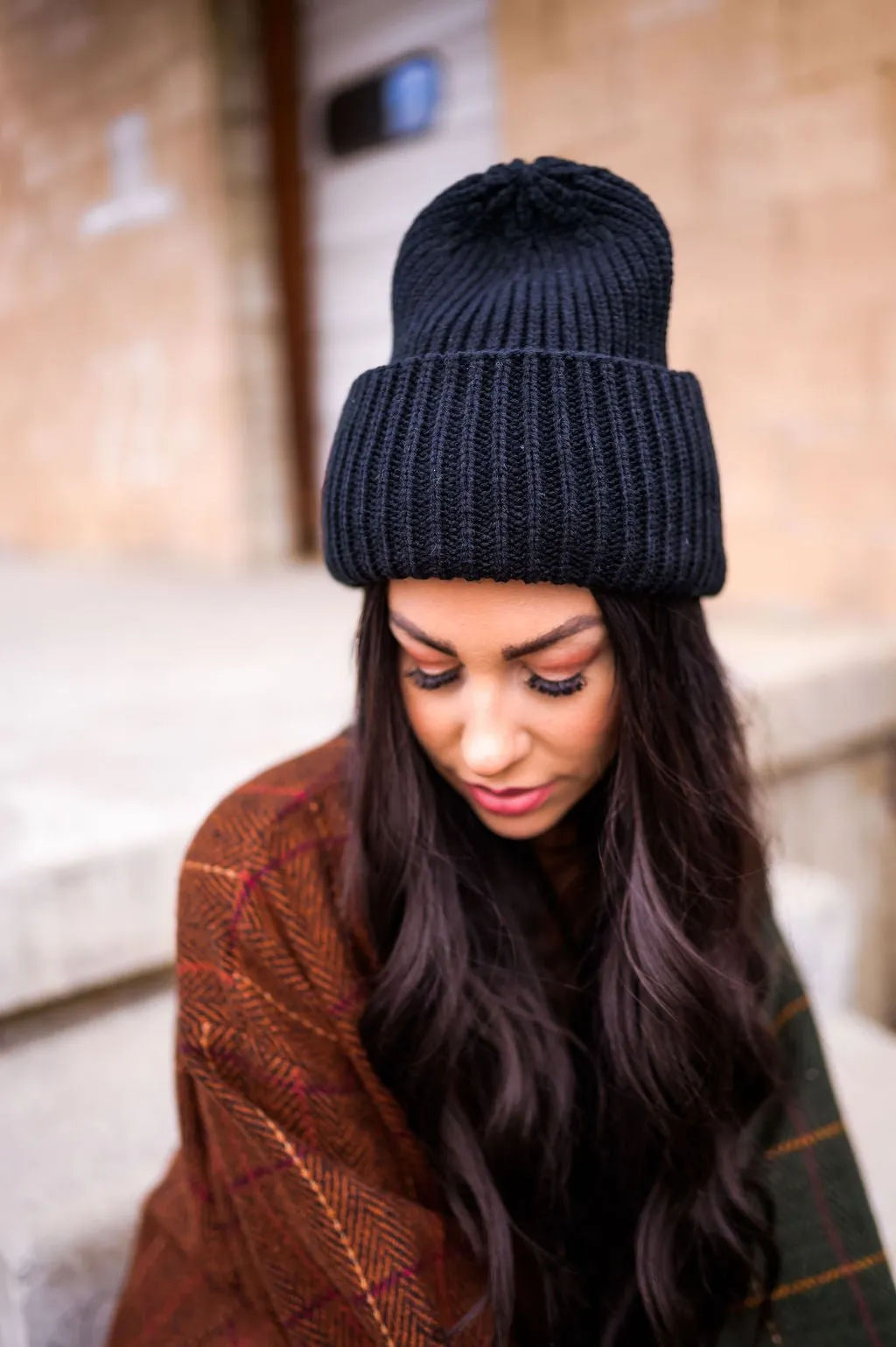 Grunge Chic Beanie in Black