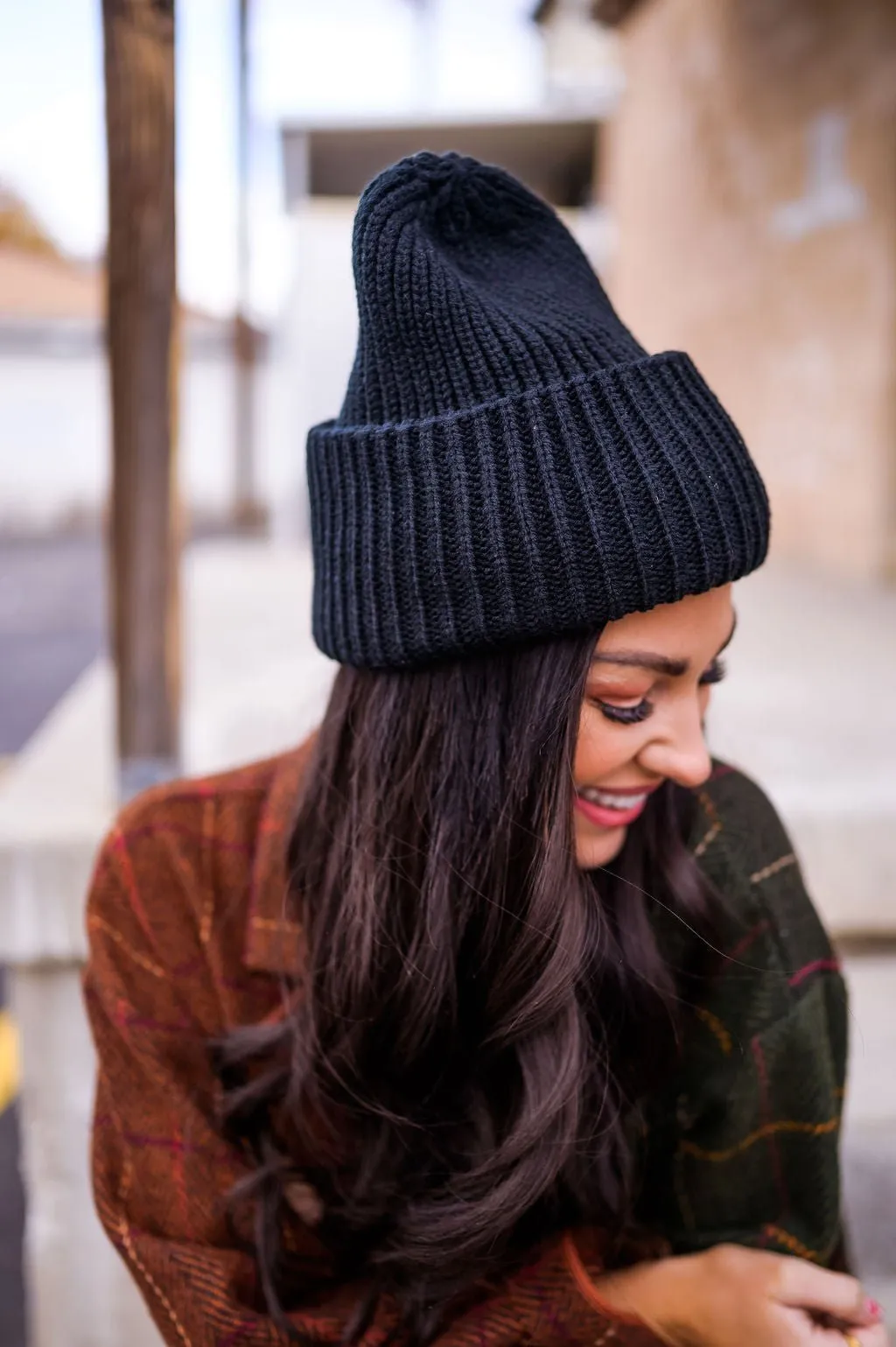 Grunge Chic Beanie in Black