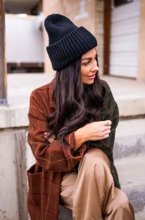 Grunge Chic Beanie in Black