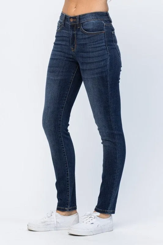 Judy Blue - Hi-Rise Dark Relaxed Fit Jean