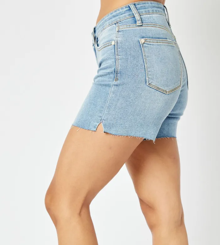 Judy Blue Mid Rise Cut Off Shorts