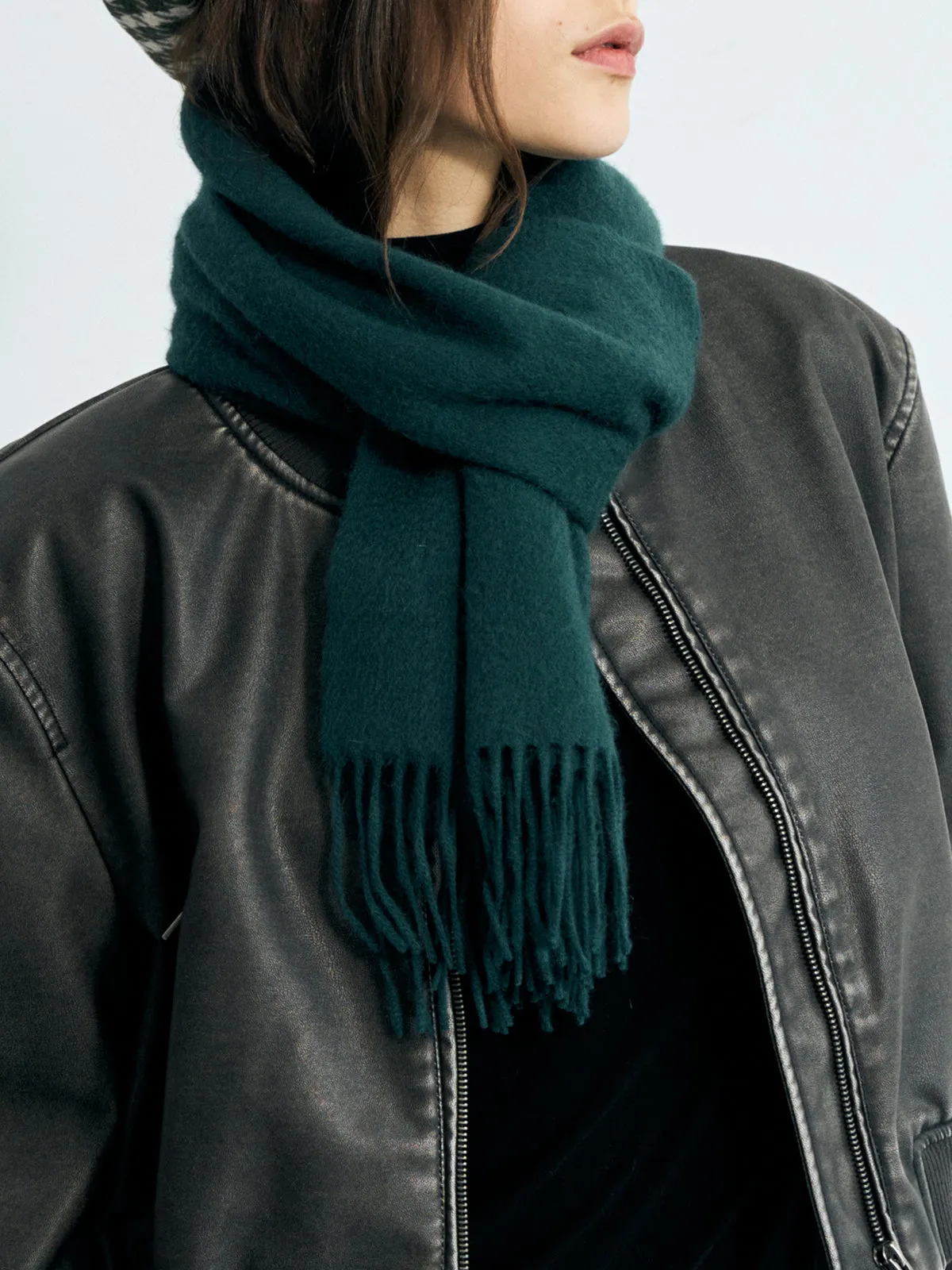 "Lost in Warmth" Classic Cashmere Scarf - Hunter Green